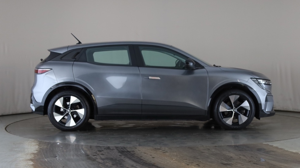 RENAULT MEGANE E-TECH Image 6