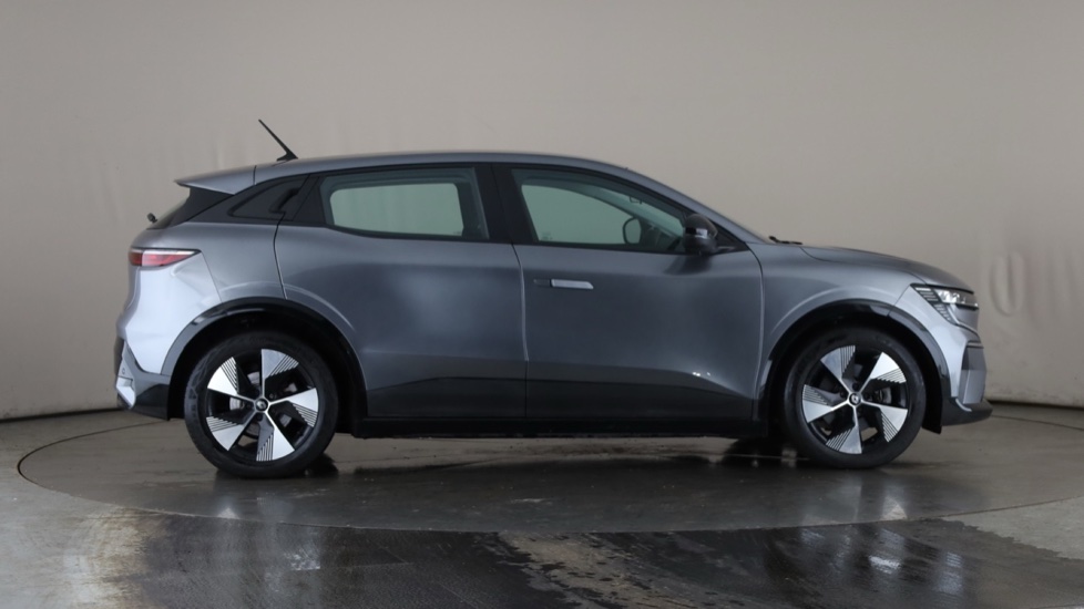 RENAULT MEGANE E-TECH Image 6