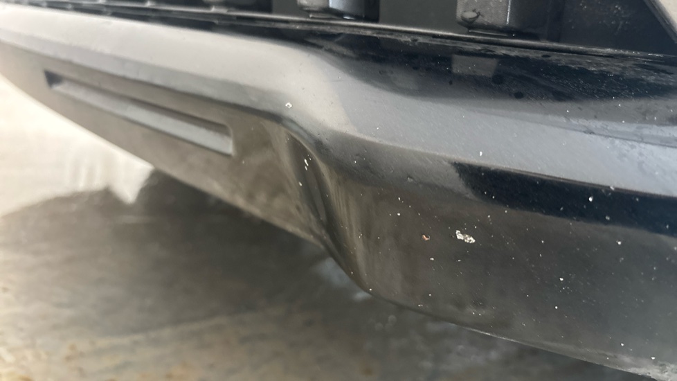 RENAULT MEGANE E-TECH Multiple chips