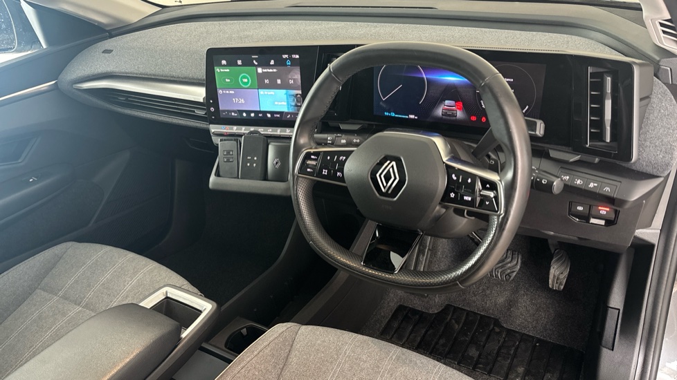 RENAULT MEGANE E-TECH Image 9