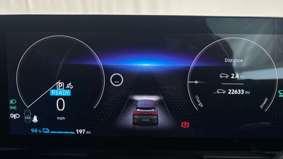 RENAULT MEGANE E-TECH Image 13