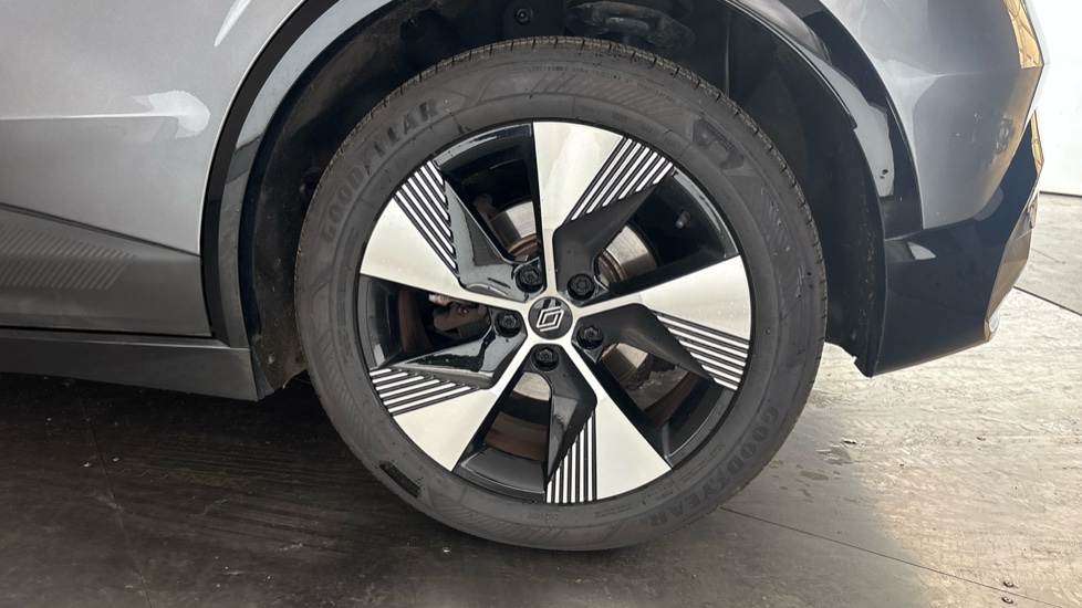RENAULT MEGANE E-TECH Image 18