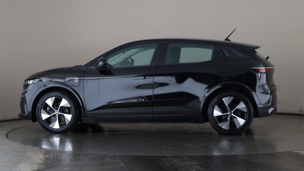 RENAULT MEGANE E-TECH Image 2
