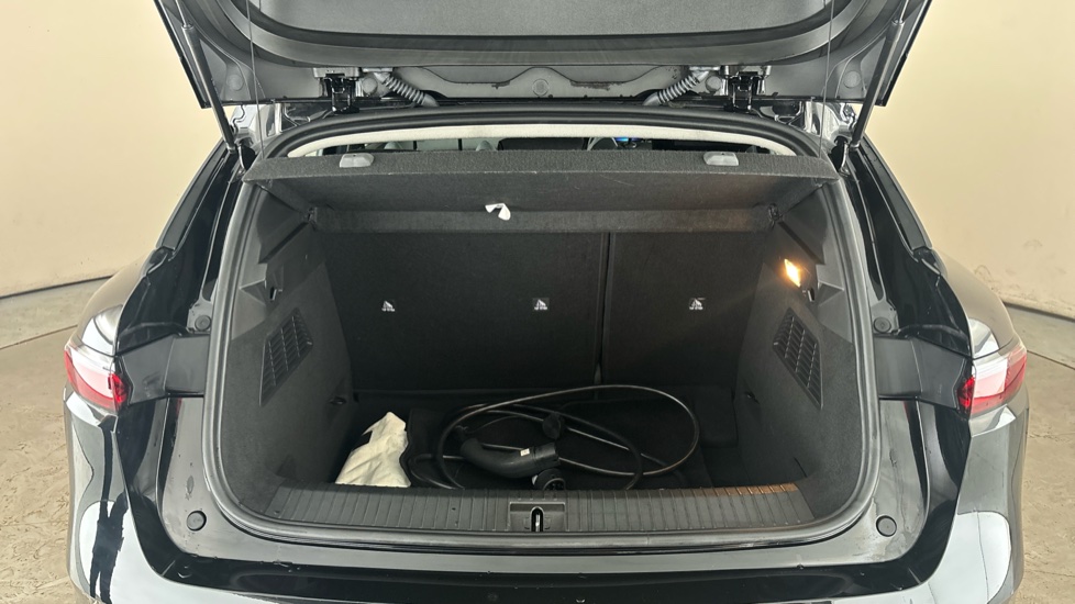 RENAULT MEGANE E-TECH Image 15