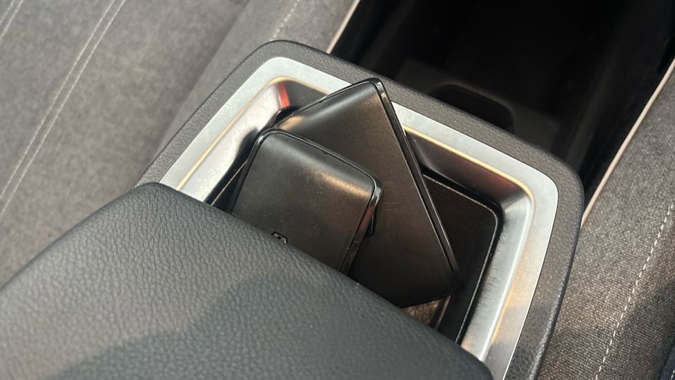RENAULT MEGANE E-TECH 2 keys