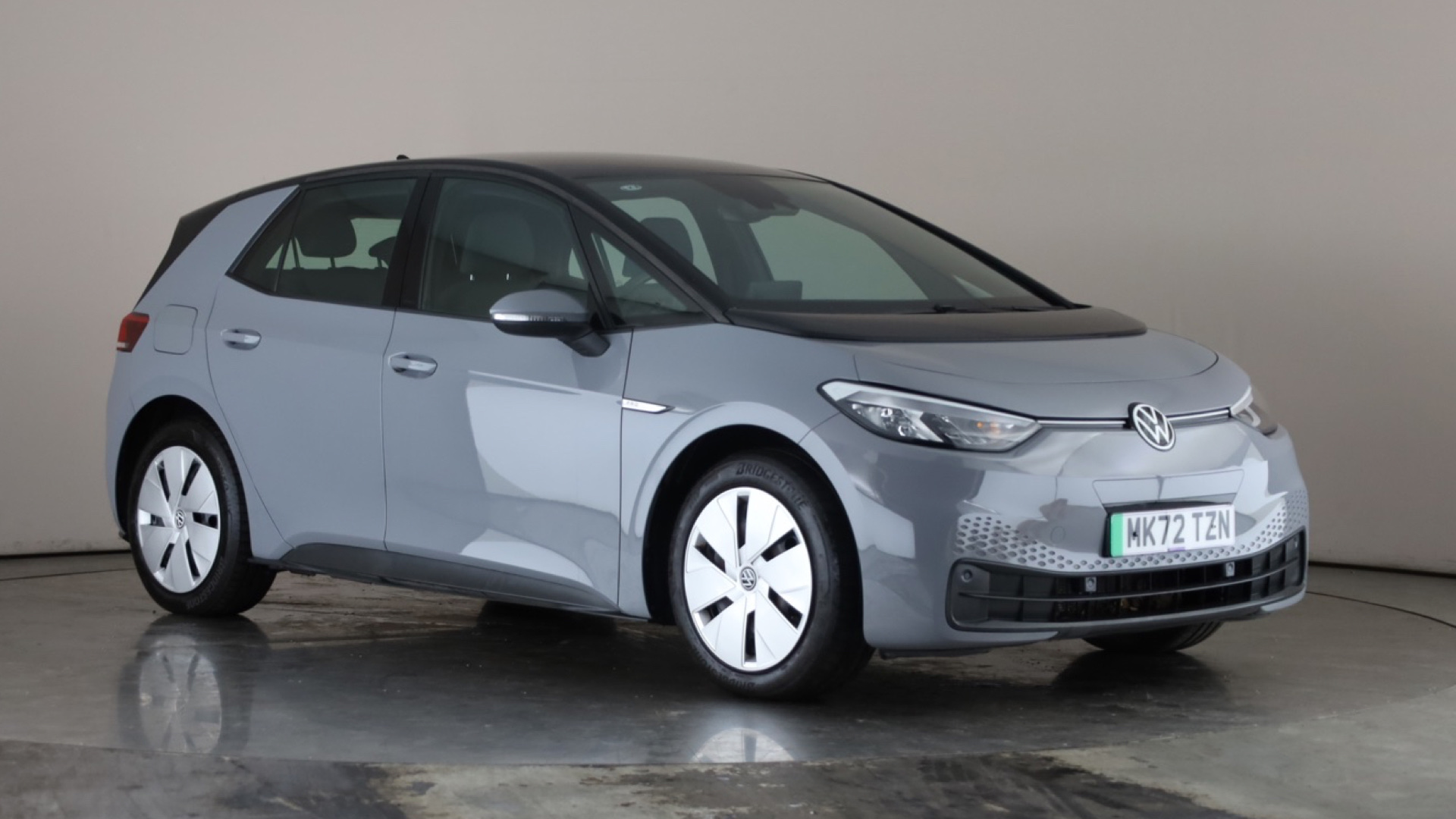 4020621 150kW Life Pro Perform 58kWh 5dr Auto [120kW Ch]