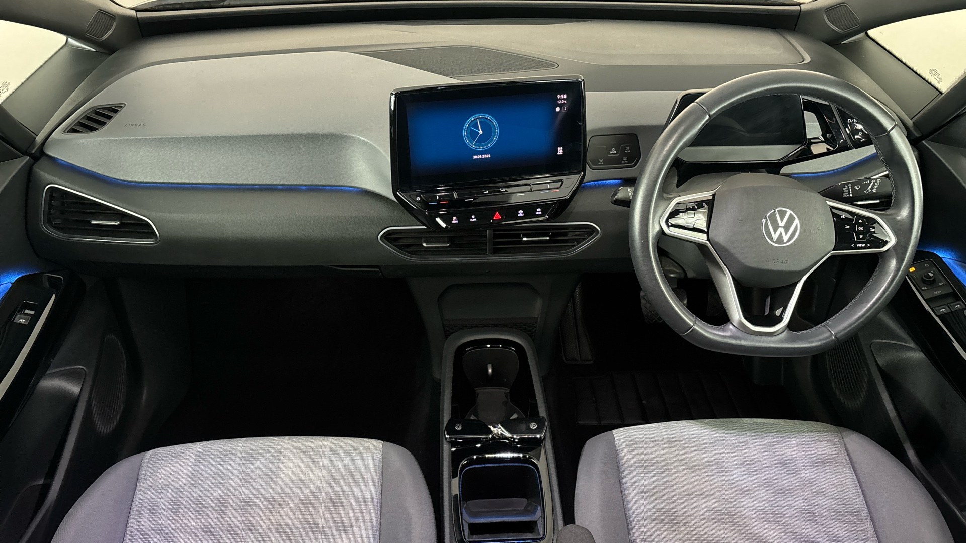 4020621 150kW Life Pro Perform 58kWh 5dr Auto [120kW Ch]