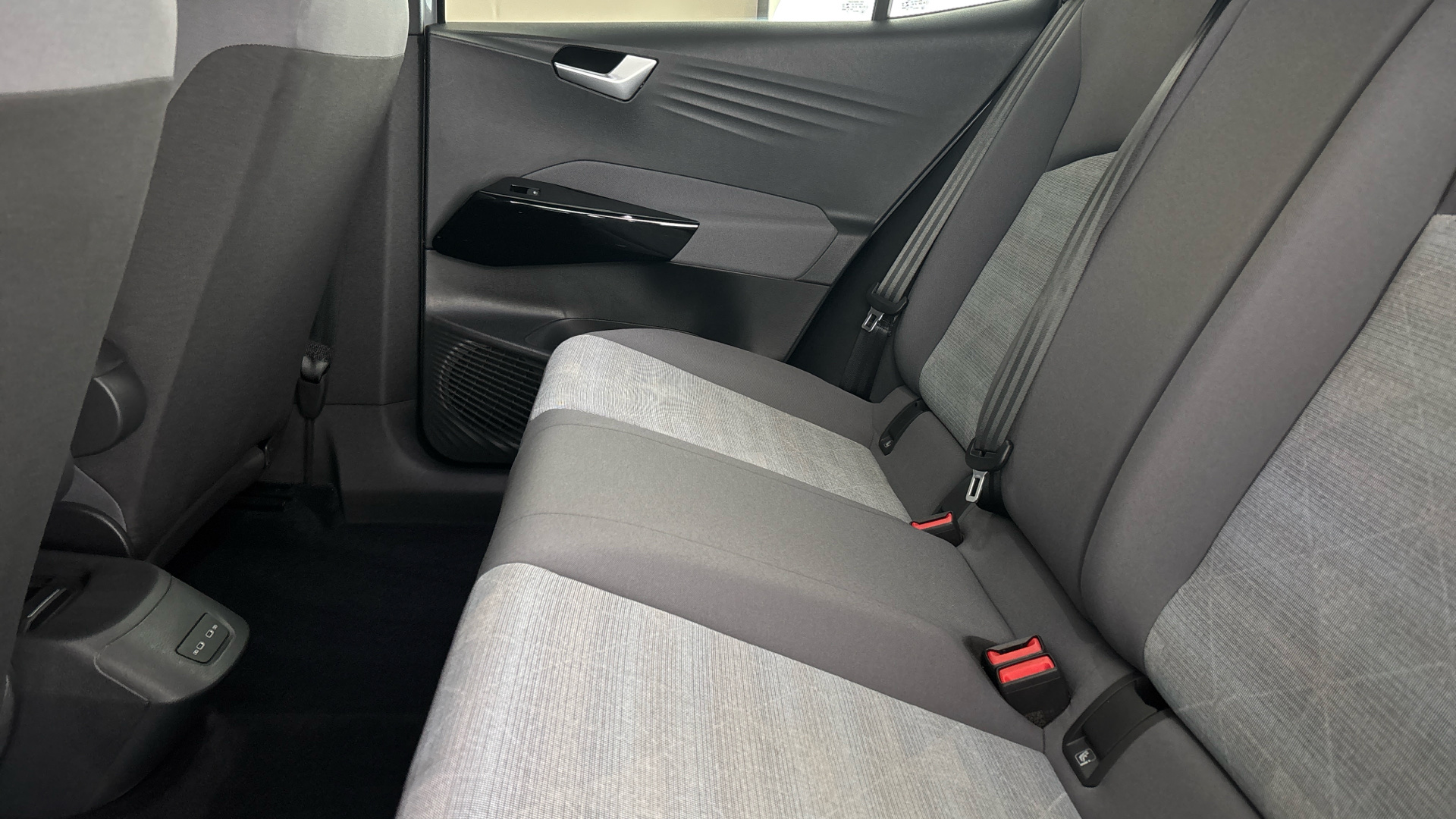 4020621 150kW Life Pro Perform 58kWh 5dr Auto [120kW Ch]