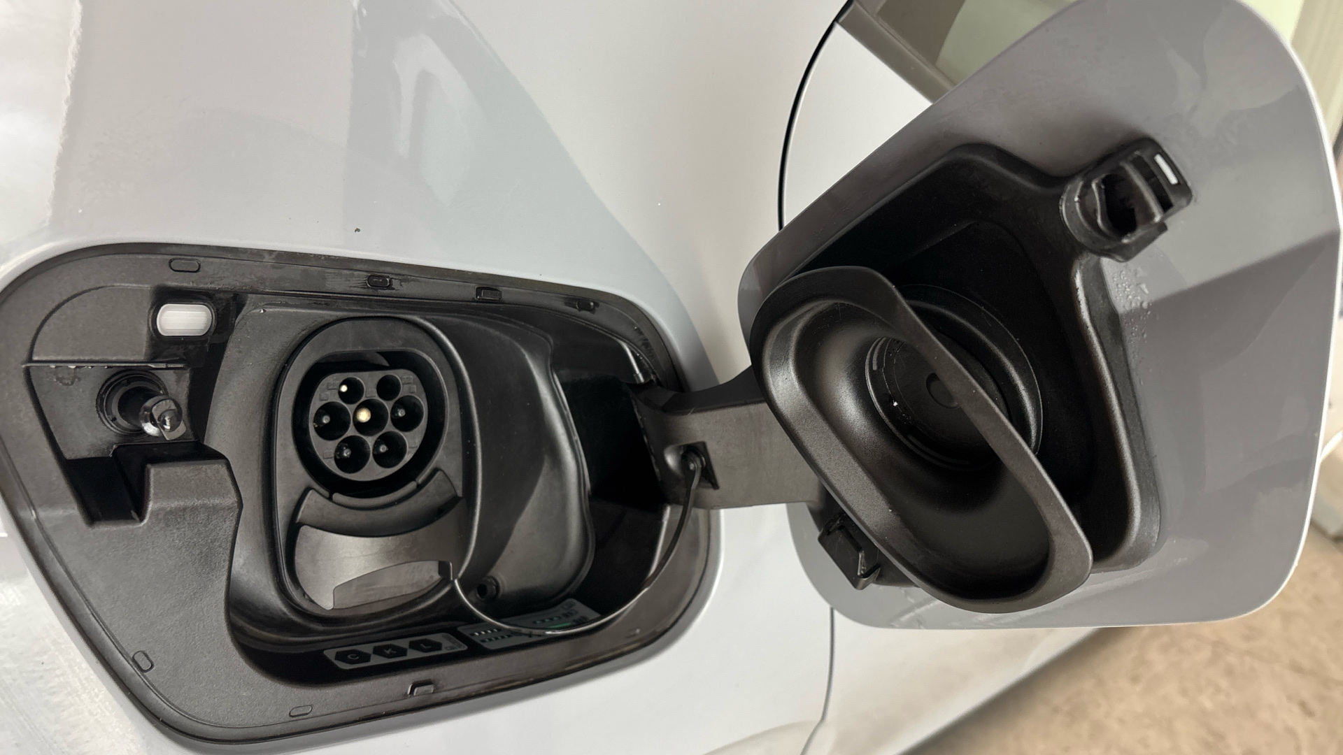 4020621 150kW Life Pro Perform 58kWh 5dr Auto [120kW Ch]