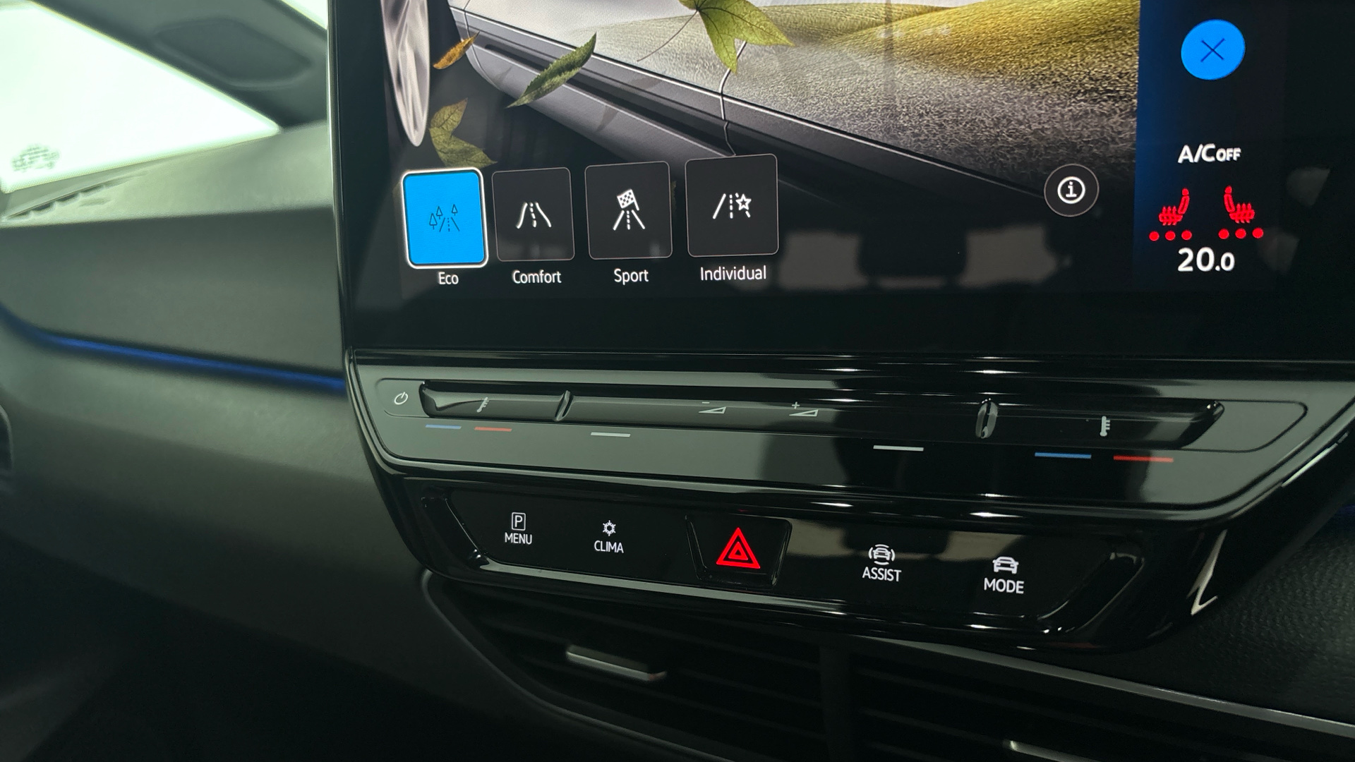 4020621 150kW Life Pro Perform 58kWh 5dr Auto [120kW Ch]