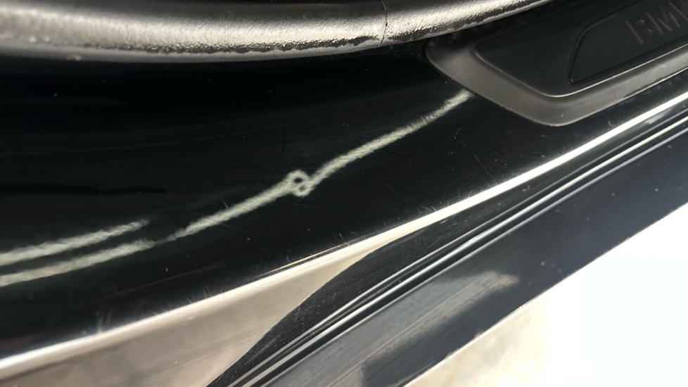 BMW X1 dents