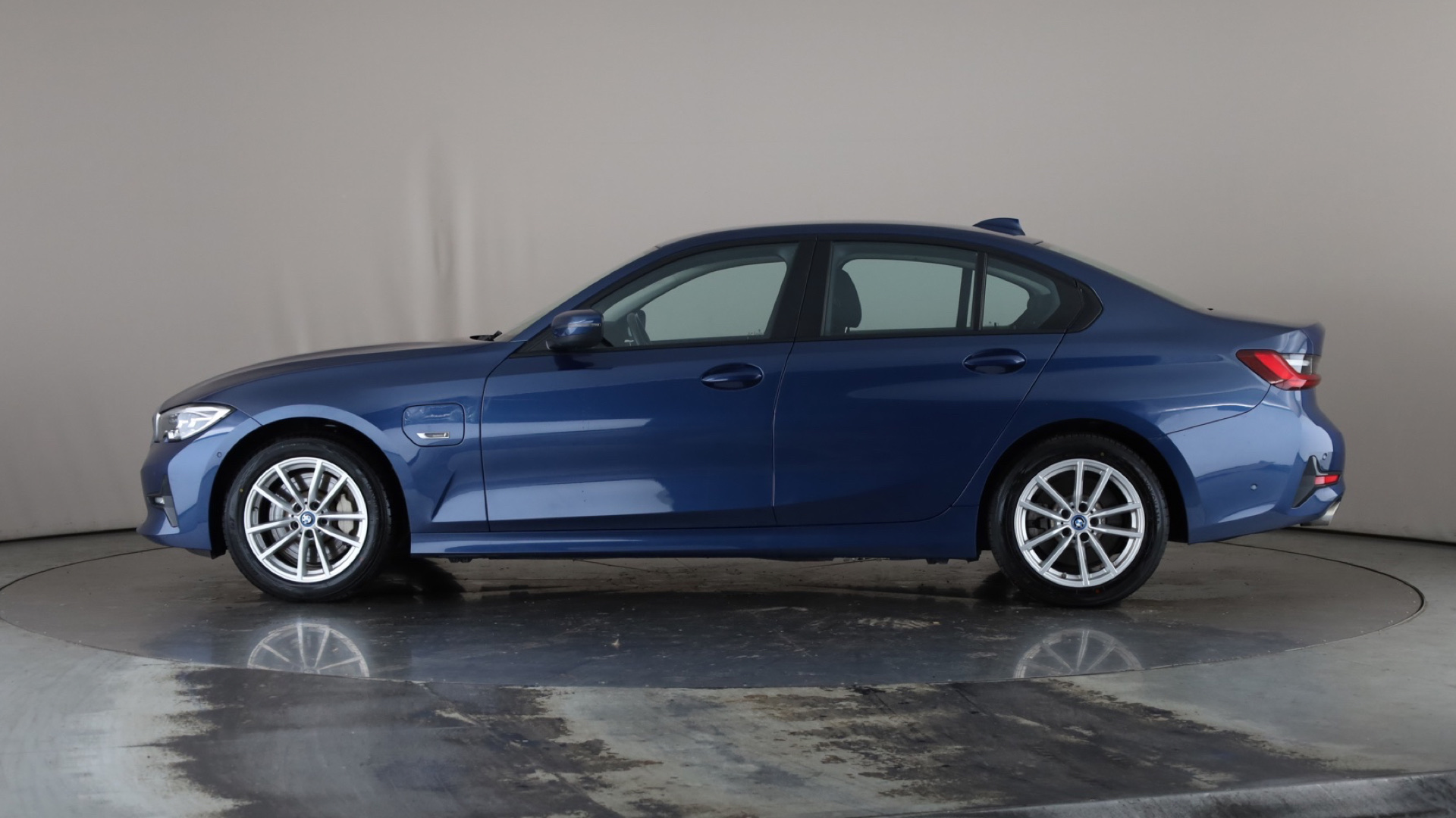 BMW 3 Series 330e SE Pro 4dr Step Auto