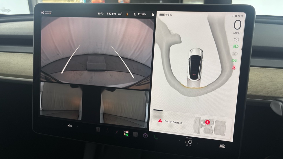 TESLA MODEL Y reverse camera