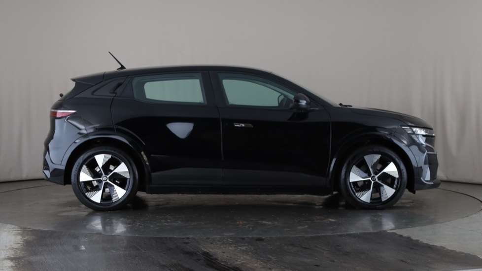 RENAULT MEGANE E-TECH Image 6
