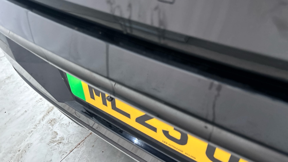 RENAULT MEGANE E-TECH chips