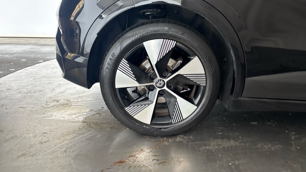 RENAULT MEGANE E-TECH Image 19