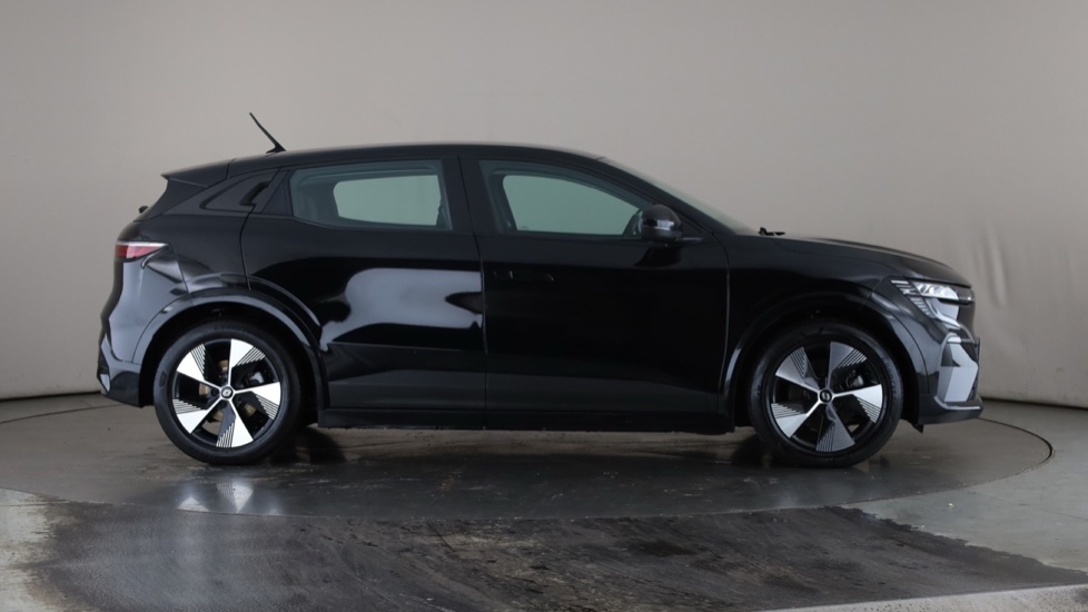 RENAULT MEGANE E-TECH Image 6