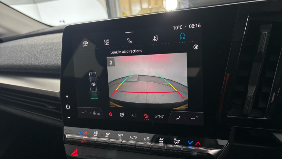 RENAULT MEGANE E-TECH reverse camera