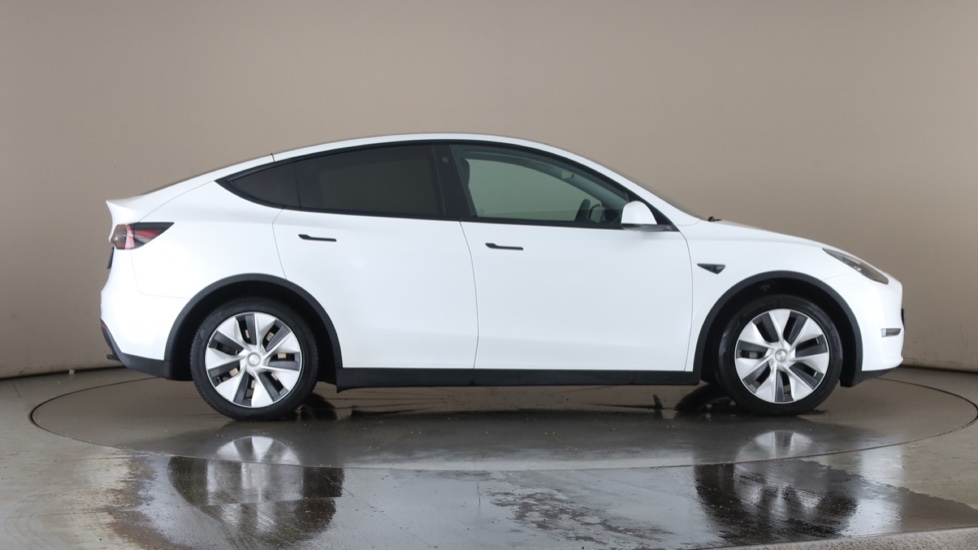TESLA MODEL Y Image 6