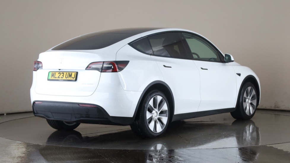 TESLA MODEL Y Image 5