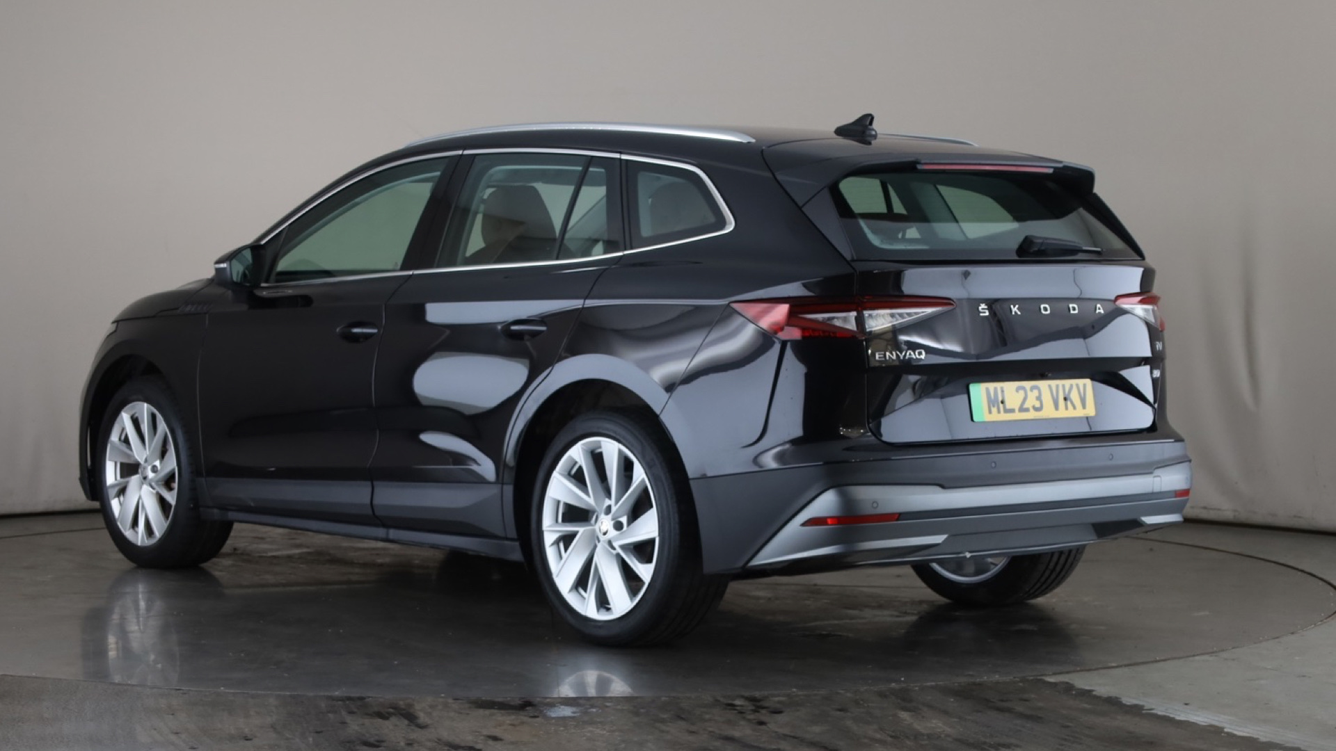 150kW 80 ecoSuite 82kWh 5dr Auto [125kW]