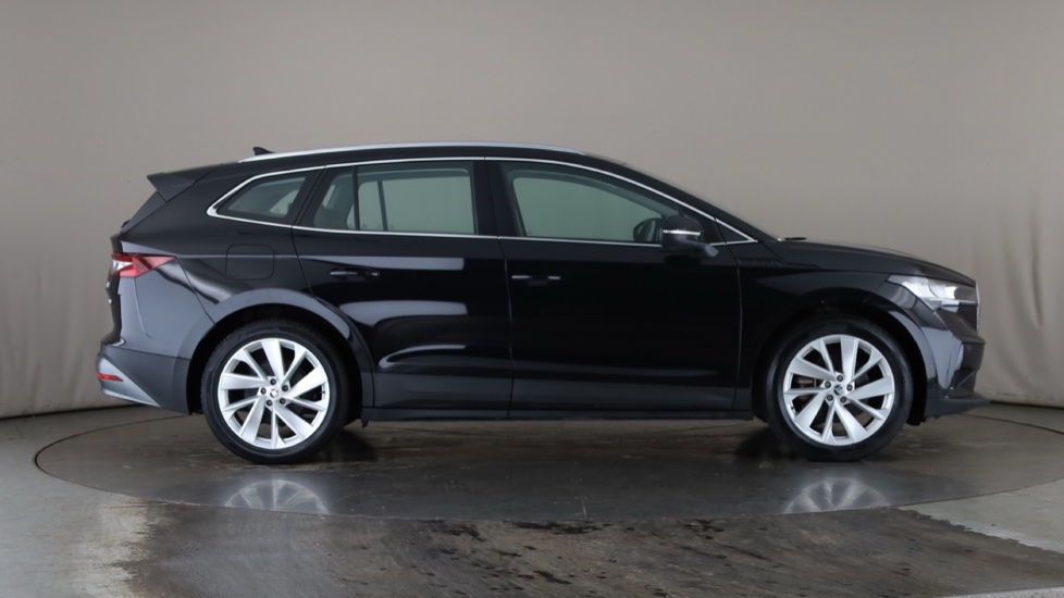 SKODA ENYAQ Image 6