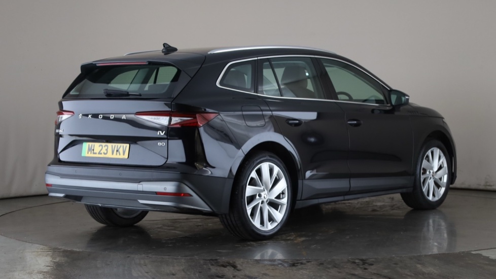 SKODA ENYAQ Image 5