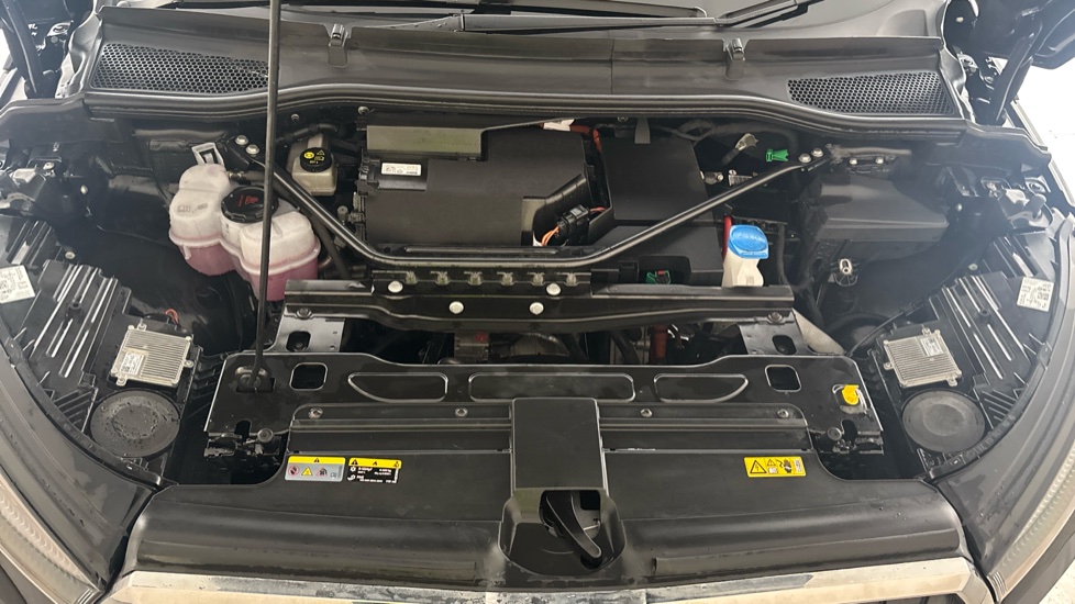 SKODA ENYAQ Image 16