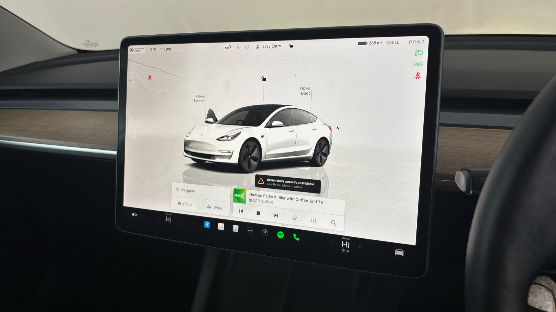 4027489 RWD 4dr Auto