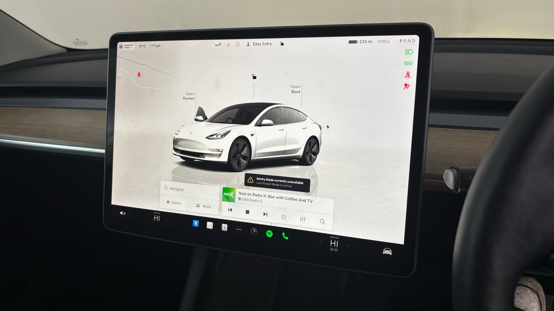 4027489 RWD 4dr Auto