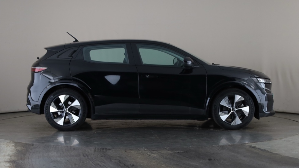 RENAULT MEGANE E-TECH Image 6