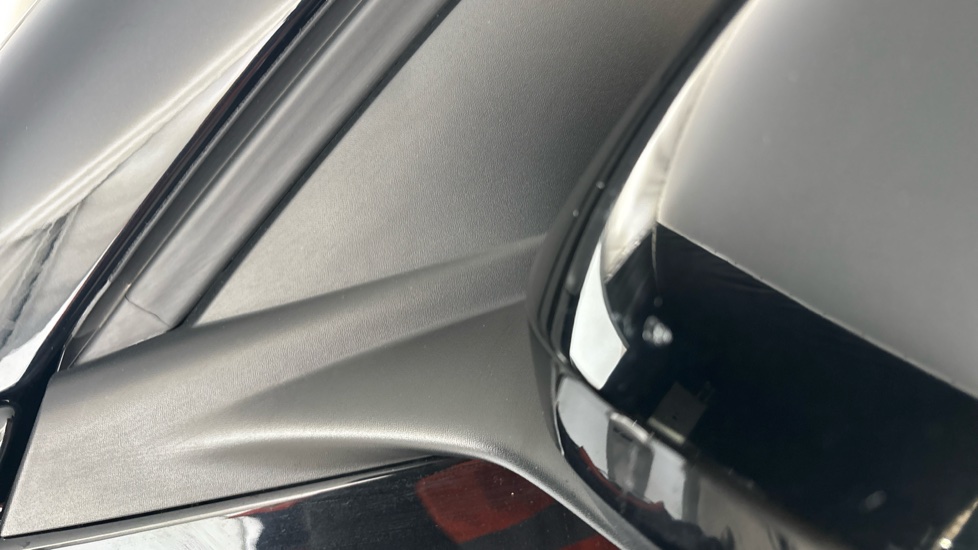 RENAULT MEGANE E-TECH chips