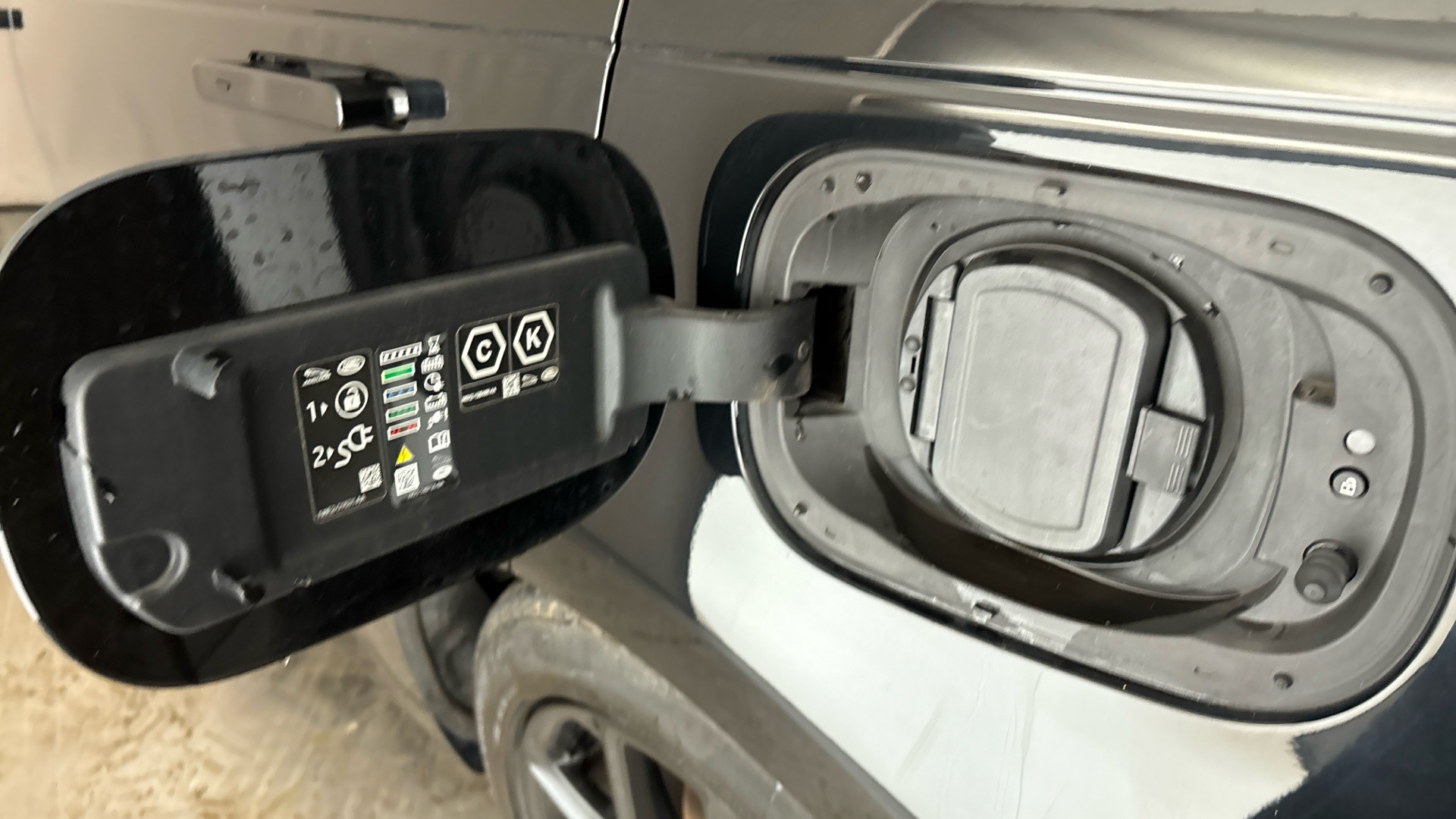 4027579 3.0 P440e Dynamic SE 5dr Auto