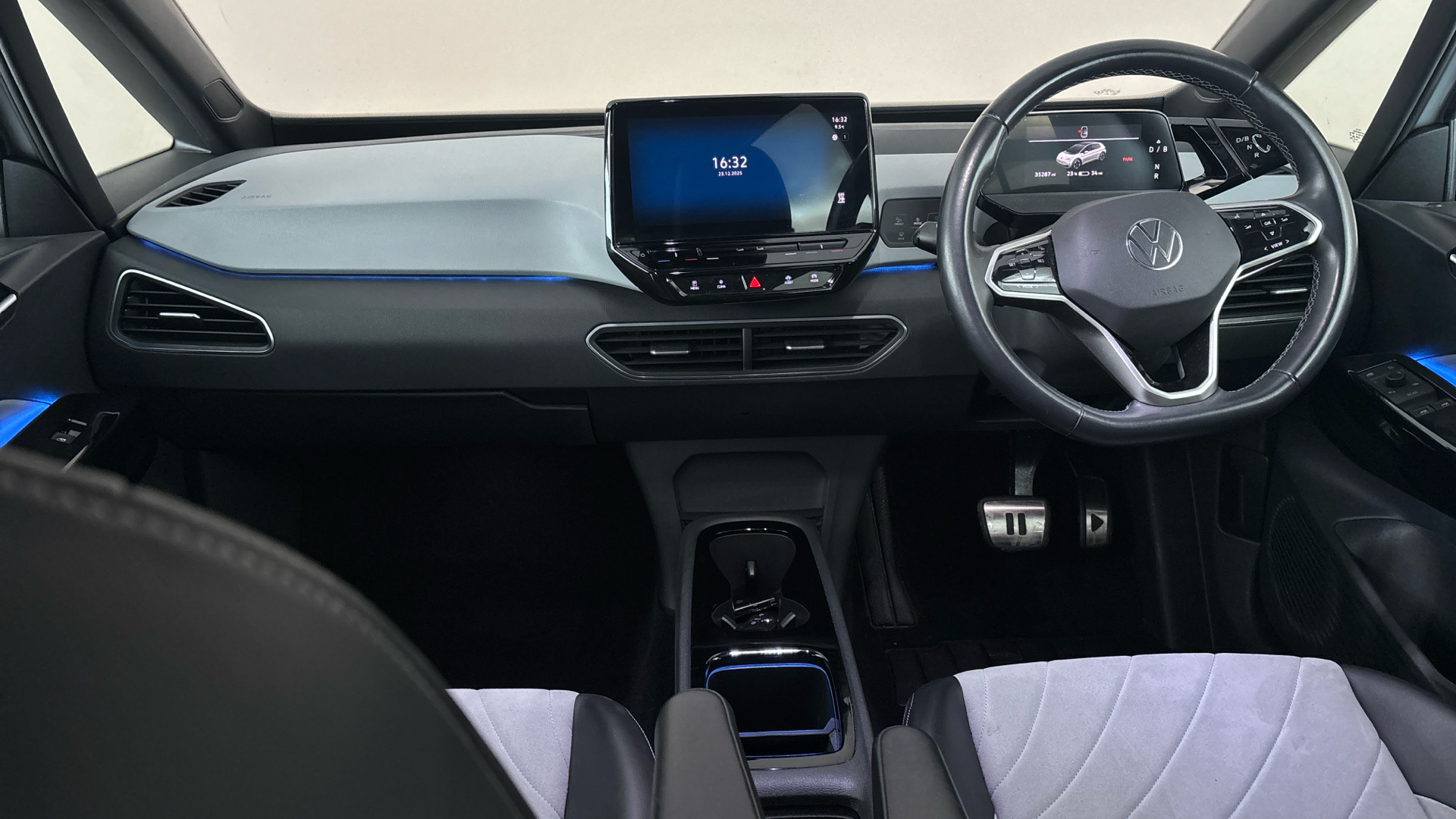 4049544 150kW Family Pro Performance 58kWh 5dr Auto