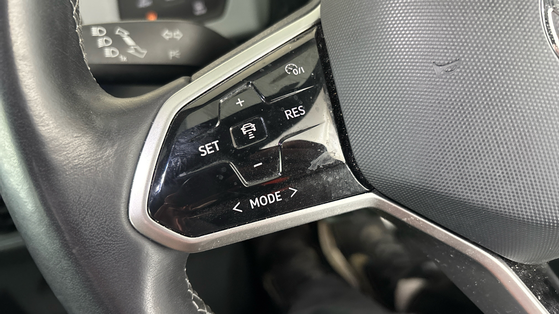 4049544 150kW Family Pro Performance 58kWh 5dr Auto