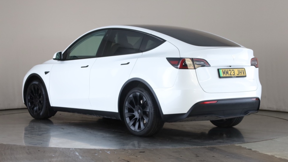 TESLA MODEL Y Image 3