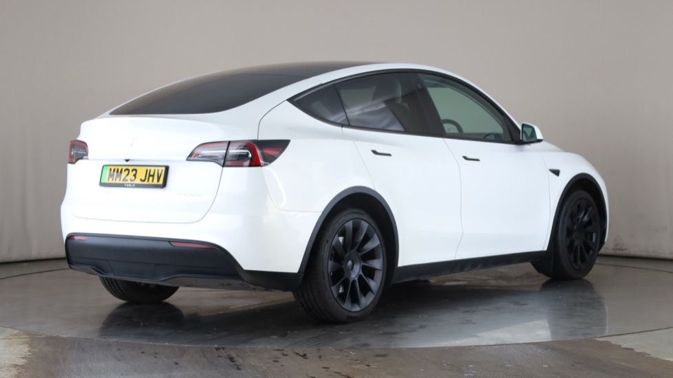 TESLA MODEL Y Image 5