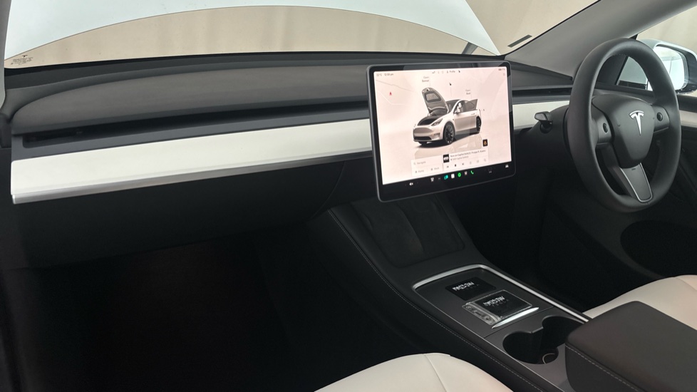 TESLA MODEL Y Image 10