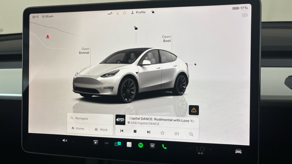 TESLA MODEL Y Image 13