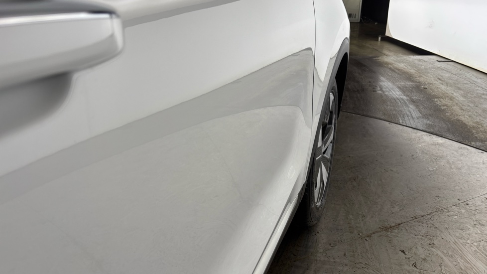 MG ZS Dent