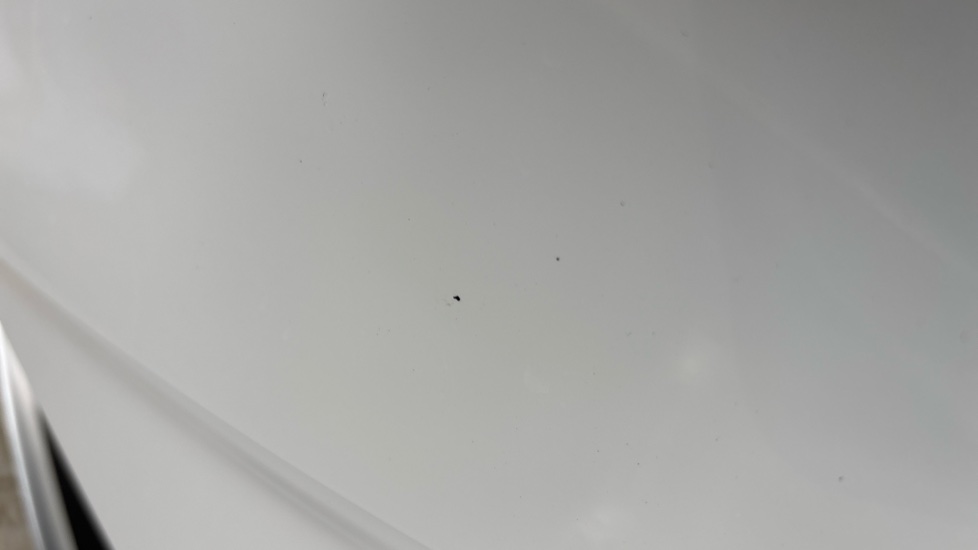 MG ZS Multiple chips