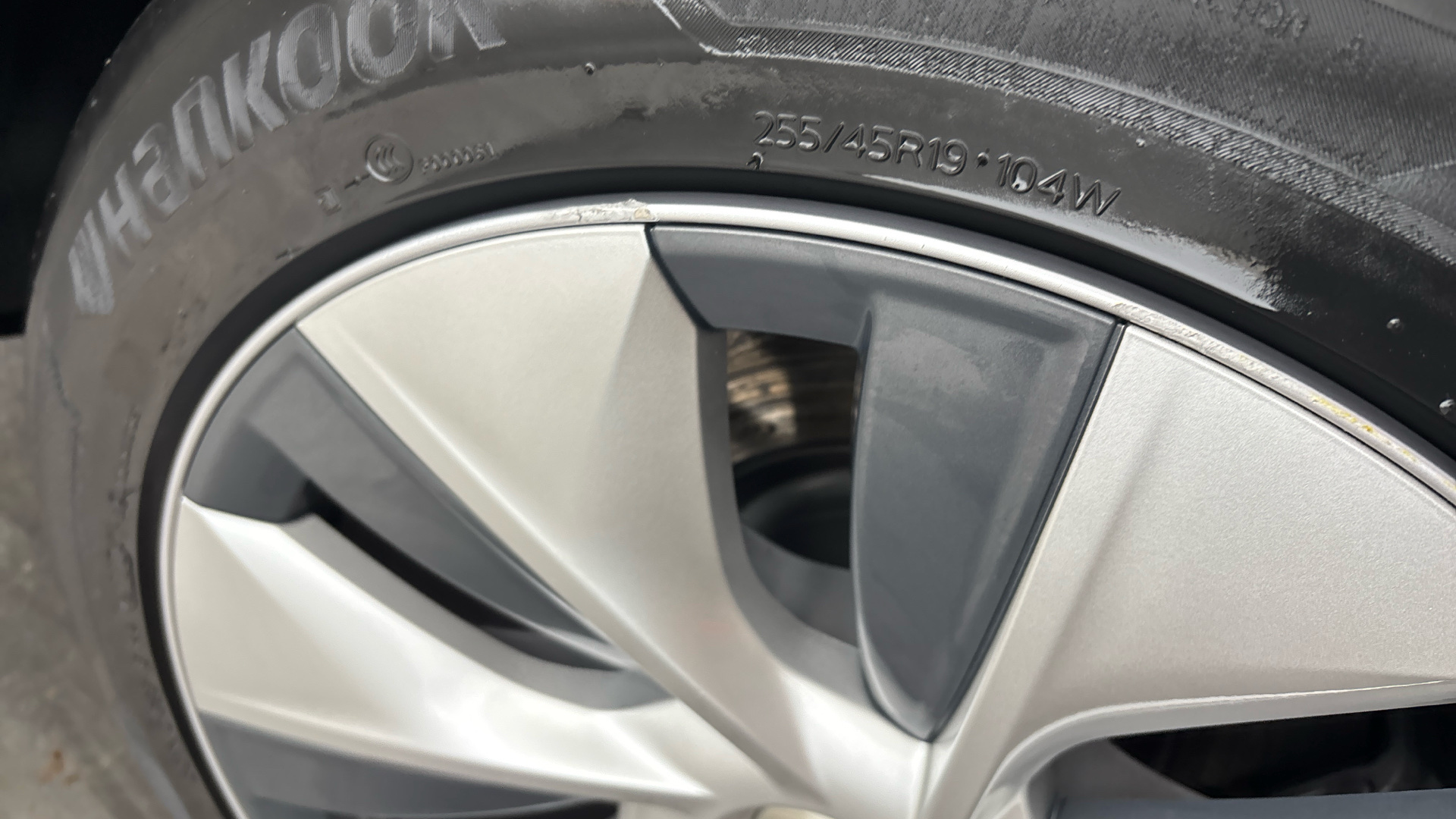 4027620 Long Range AWD 5dr Auto