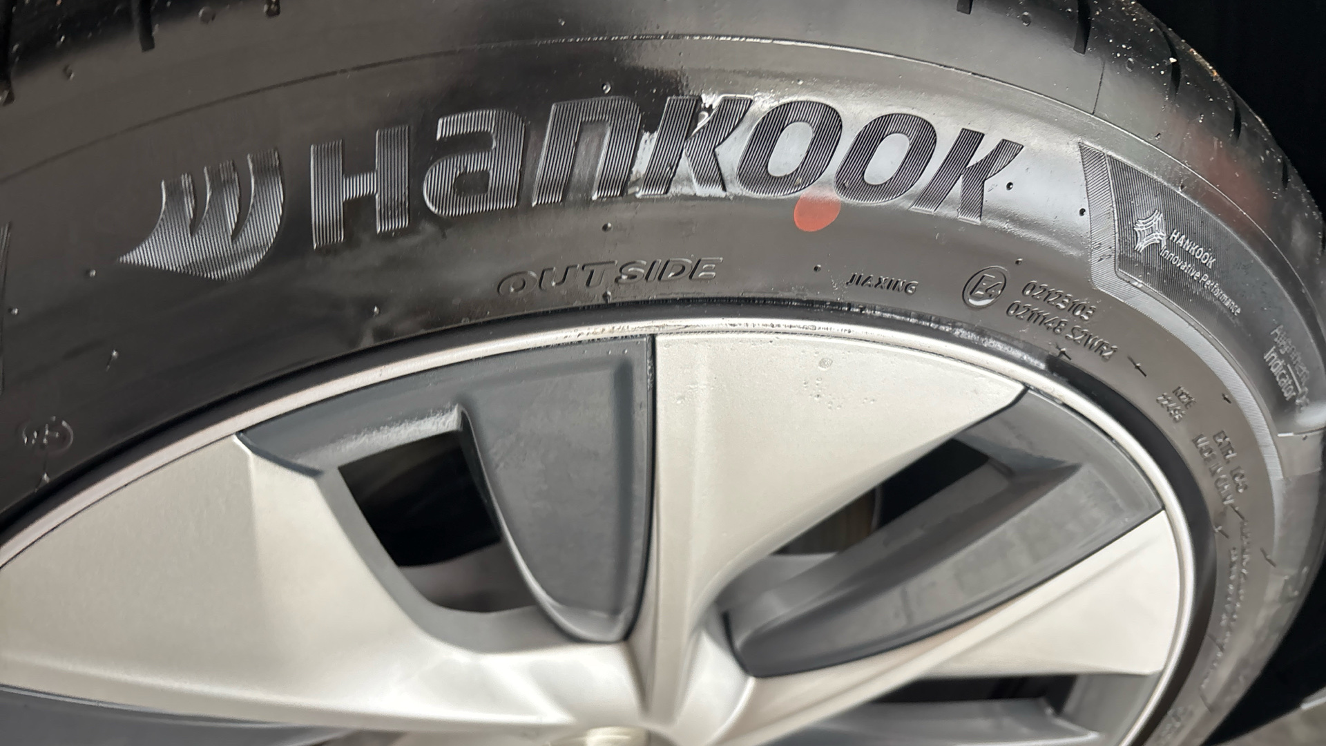 4027620 Long Range AWD 5dr Auto