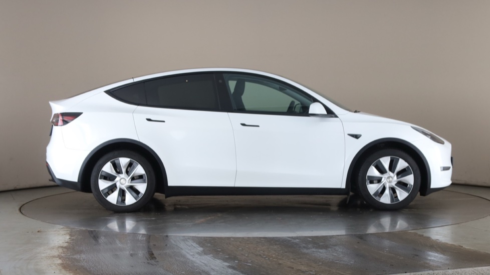 TESLA MODEL Y Image 6