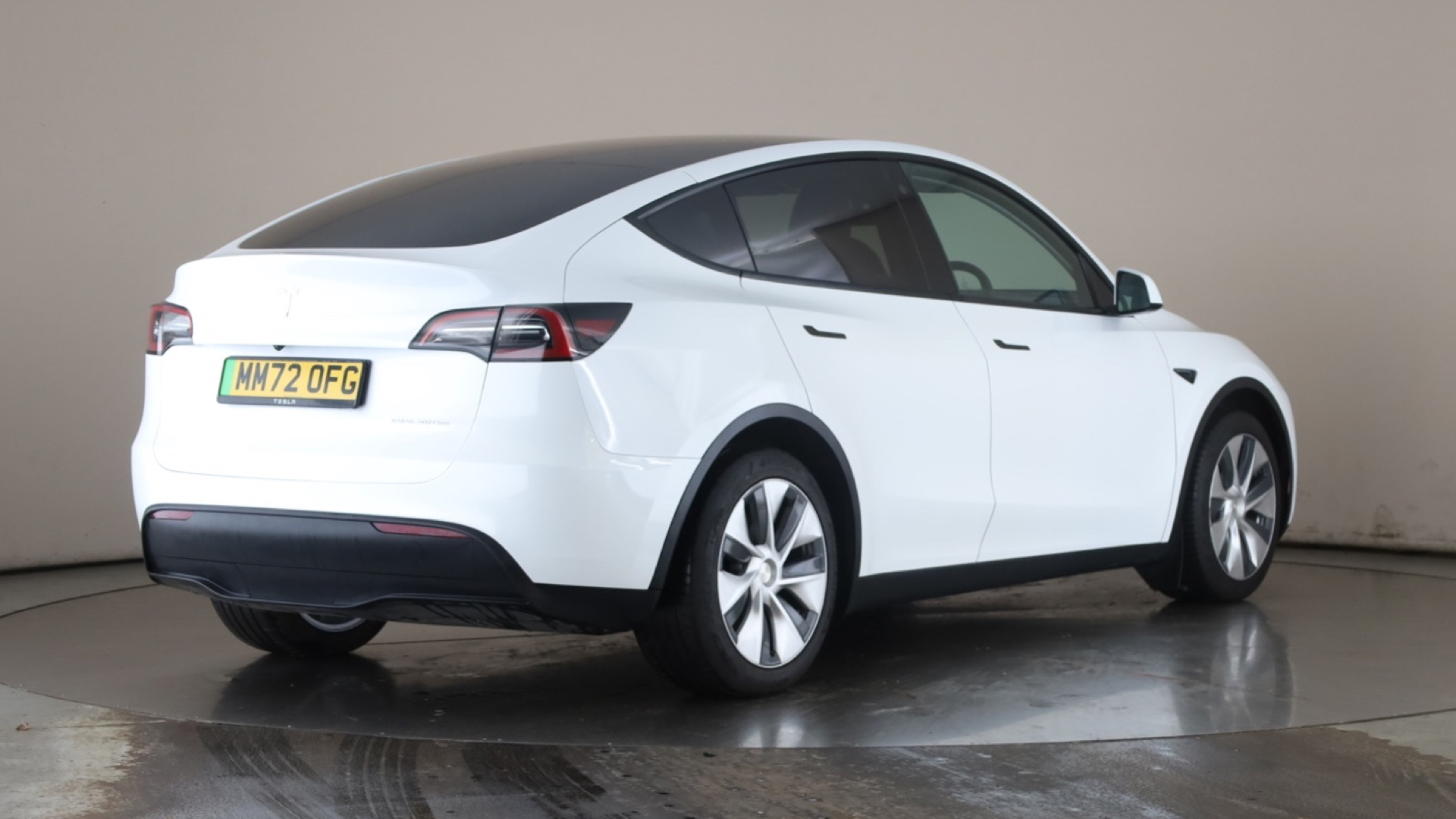 TESLA MODEL Y MODEL Y HATCHBACK Long Range AWD 5dr Auto
