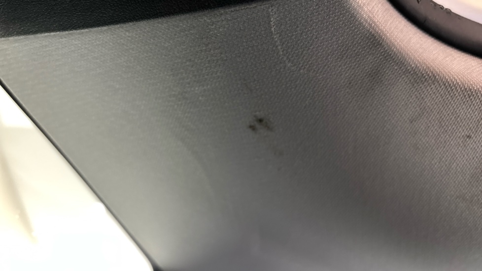TESLA MODEL Y scuff