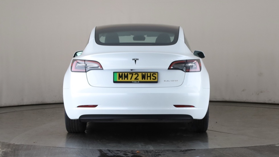 TESLA MODEL 3 Image 4