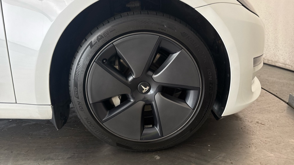 TESLA MODEL 3 SALOON Long Range AWD 4dr Auto