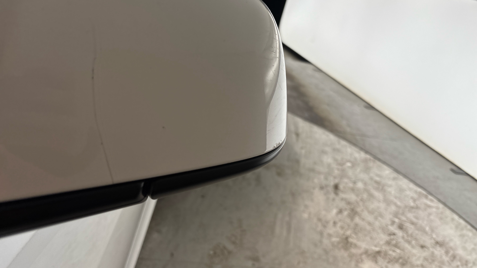 4020944 RWD 5dr Auto