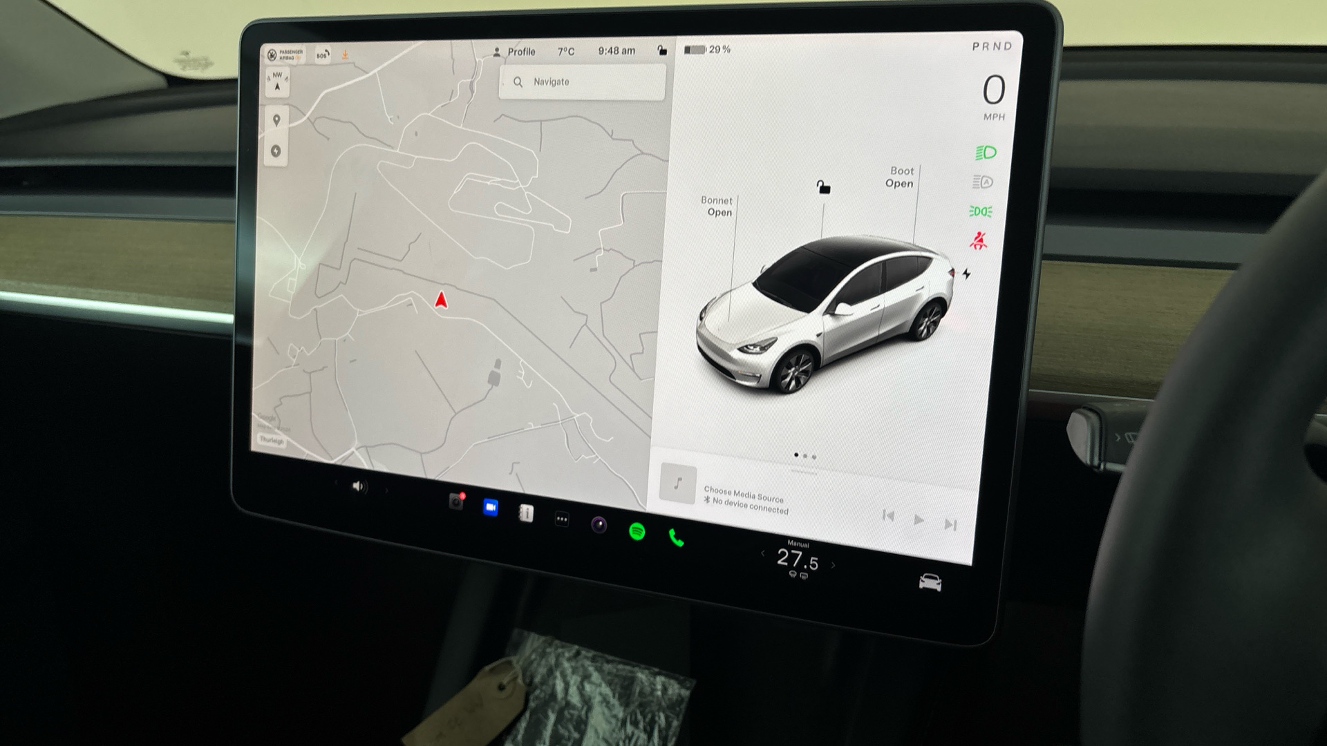 4020944 RWD 5dr Auto